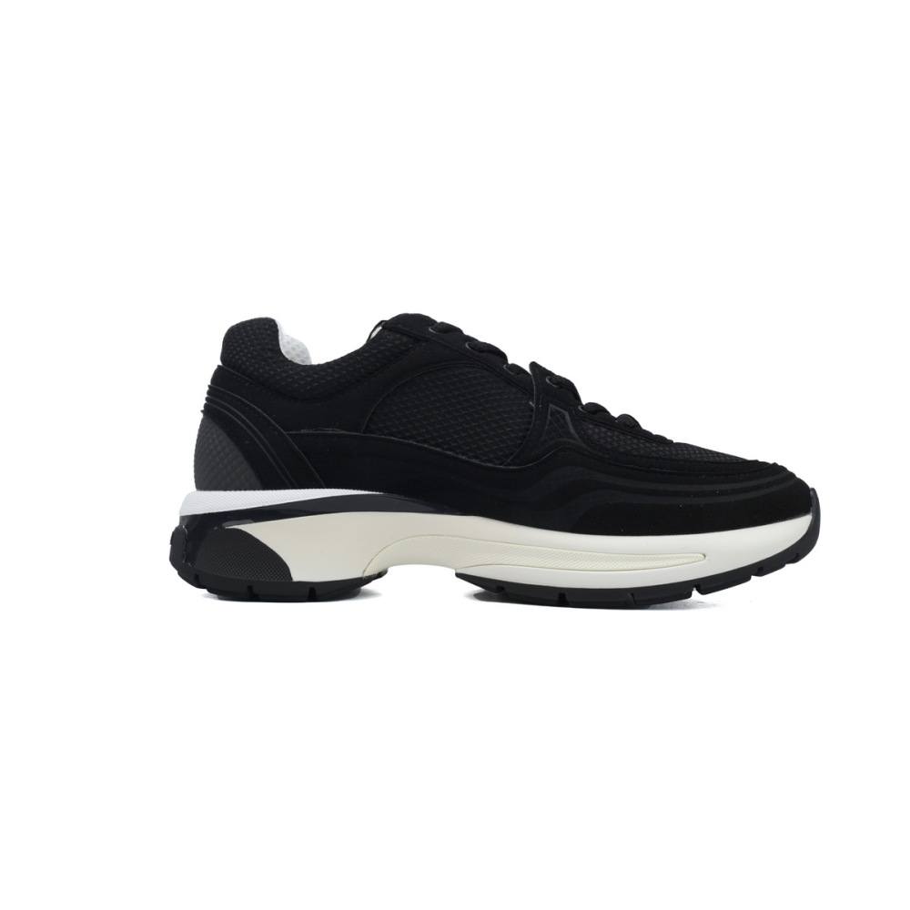 EM Sneakers Chanel Low Top Trainer Black and White