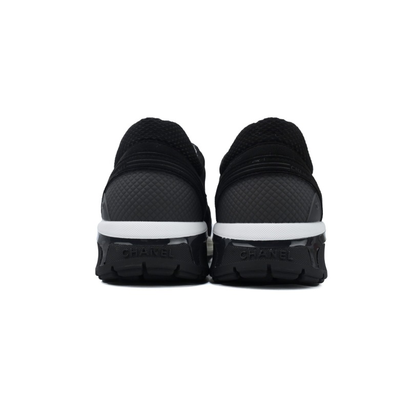 EM Sneakers Chanel Low Top Trainer Black and White