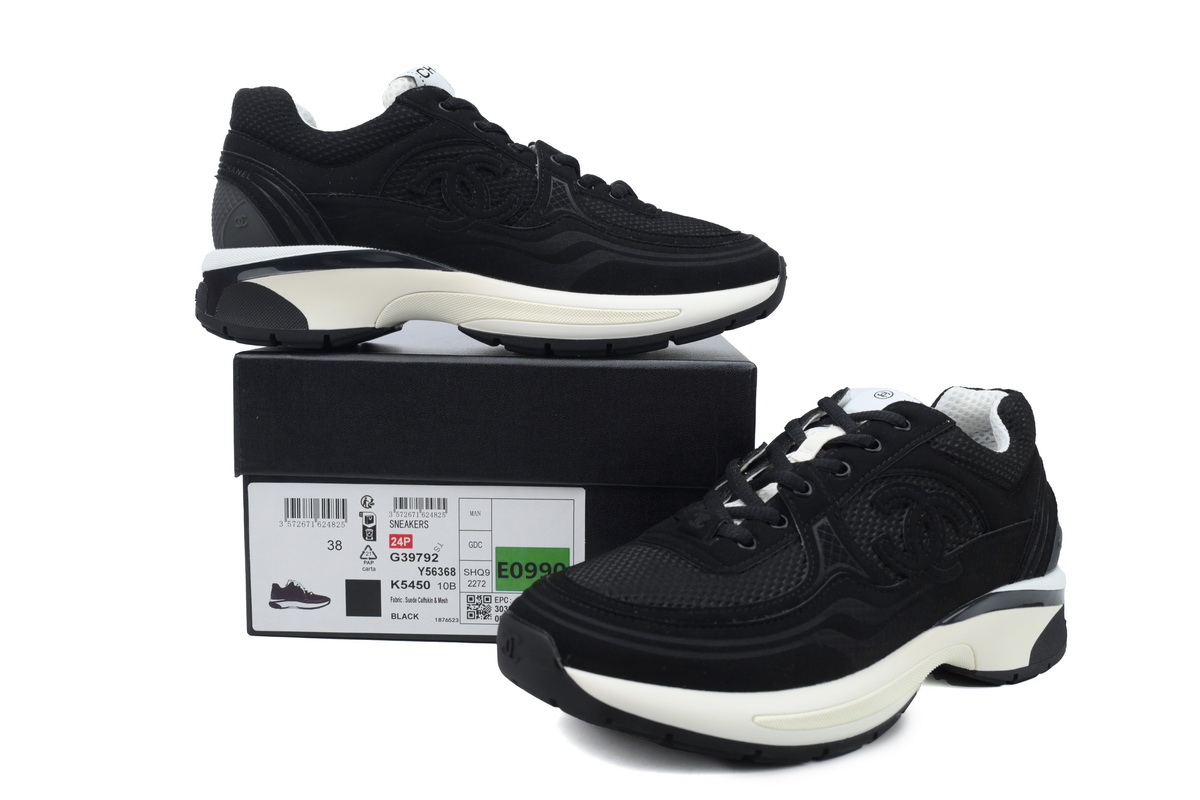 EM Sneakers Chanel Low Top Trainer Black and White