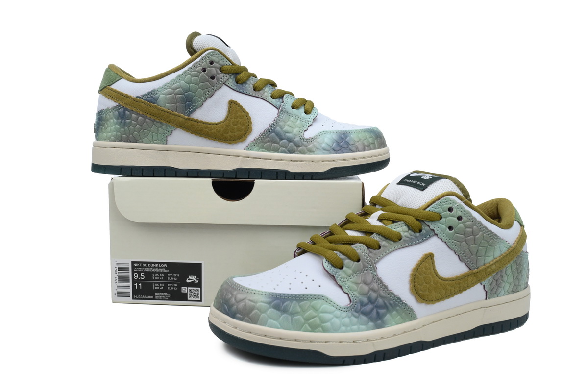 EM Sneakers Nike SB Dunk Low × Alexis Sablone Chameleon