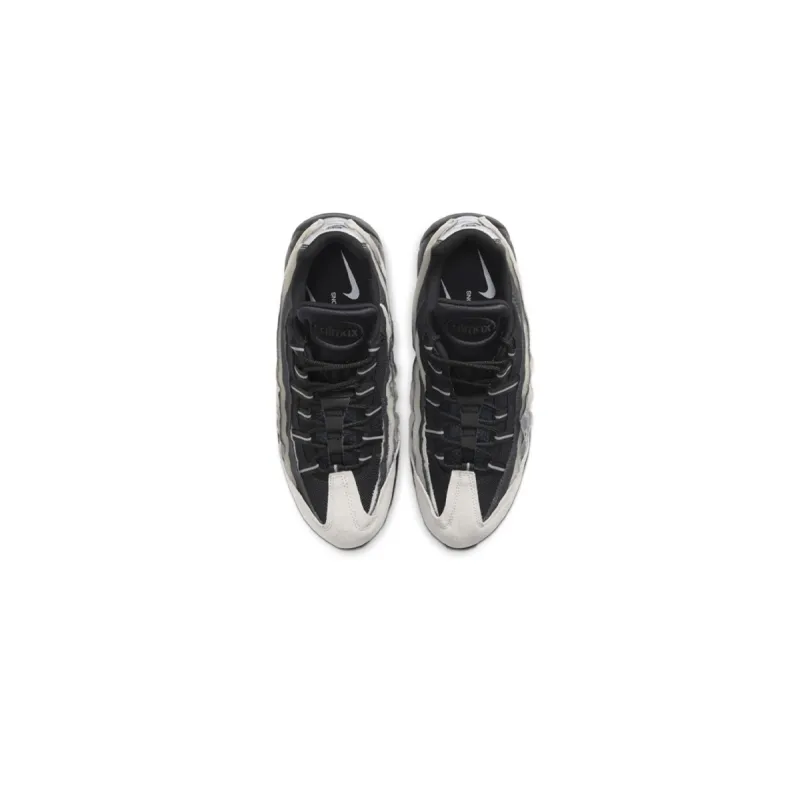 EM Sneakers Amax 95 White and Black