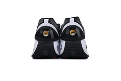 EM Sneakers Air Max DN 'Black and White'