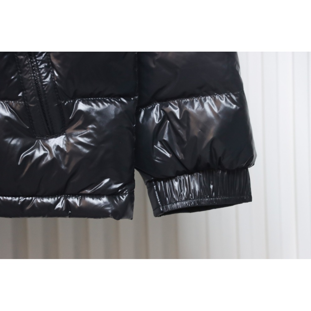 EM Sneakers Moncler Enfant NewMaya Puffer Jacket Black