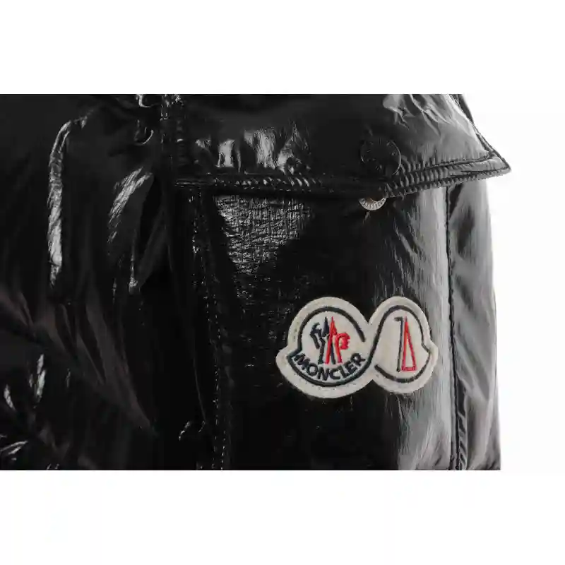 EM Sneakers Moncler Maya Lacquered Down Jacket Black