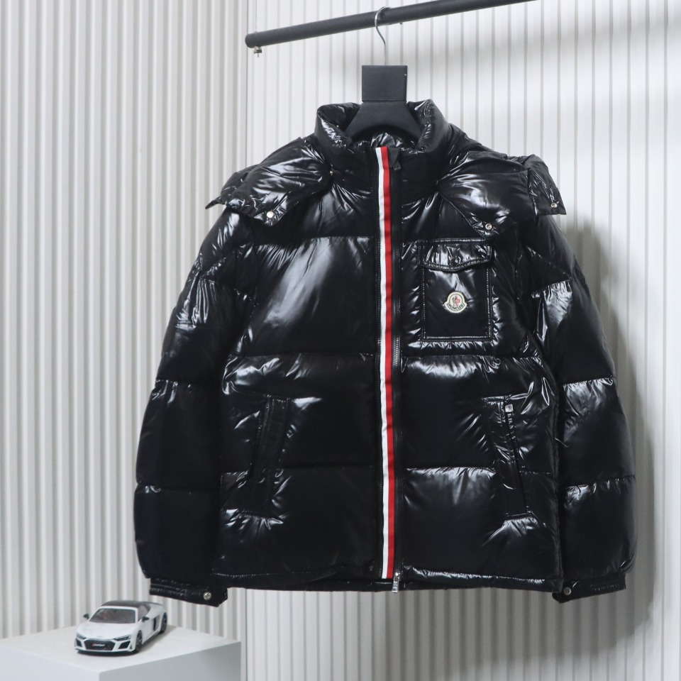 EM Sneakers Moncler Tricolor Web Down Jacket Black