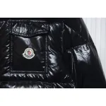 EM Sneakers Moncler Montbeliard Hooded Jacket