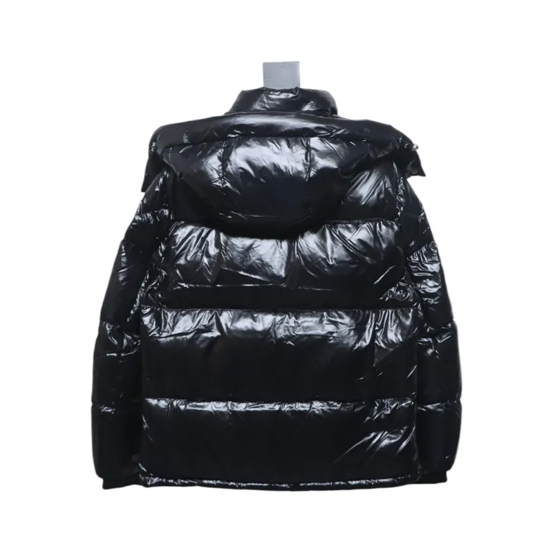 EM Sneakers Moncler Montbeliard Hooded Jacket