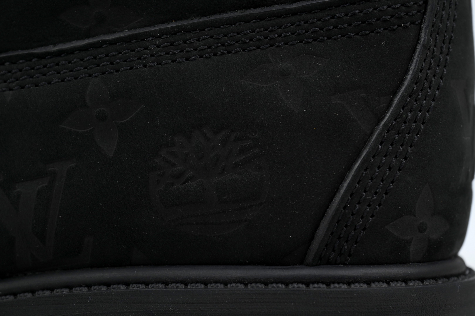 EM Sneakers Louis Vuitton ×Timberland 6" Ankle Boot Black Monogram 