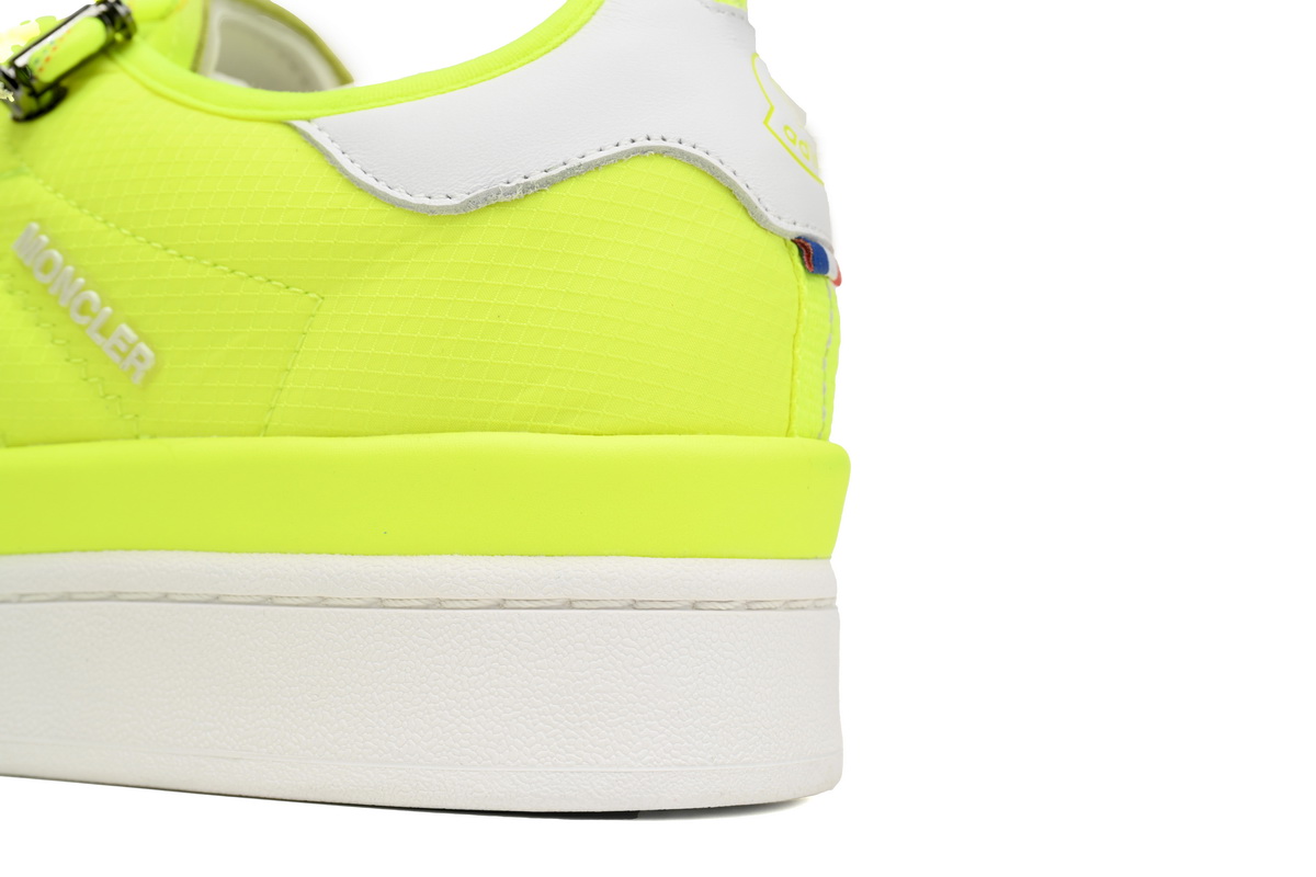 EM Sneakers Adidas Campus x Moncler 'Solar Yellow'
