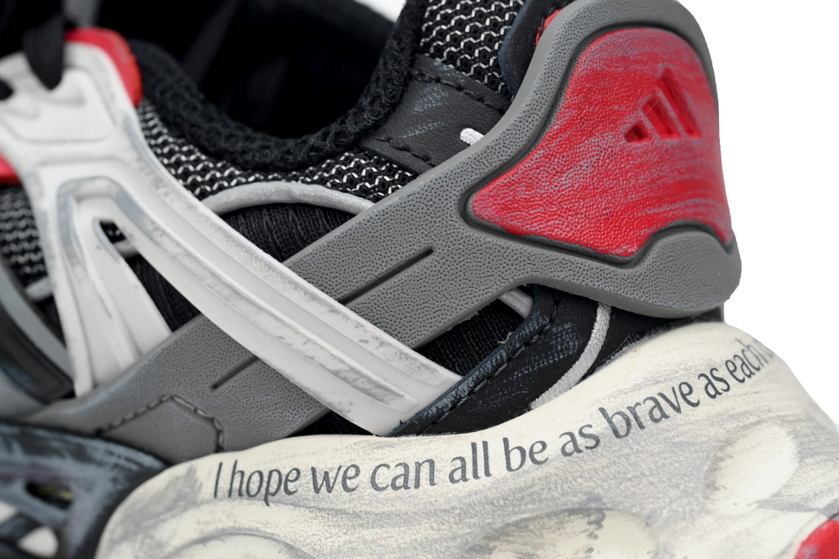 EM Sneakers Adidas XLG Runner Deluxe Graffiti Black Red