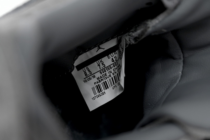 EM Sneakers Air Jordan 4 Retro × KAWS Grey