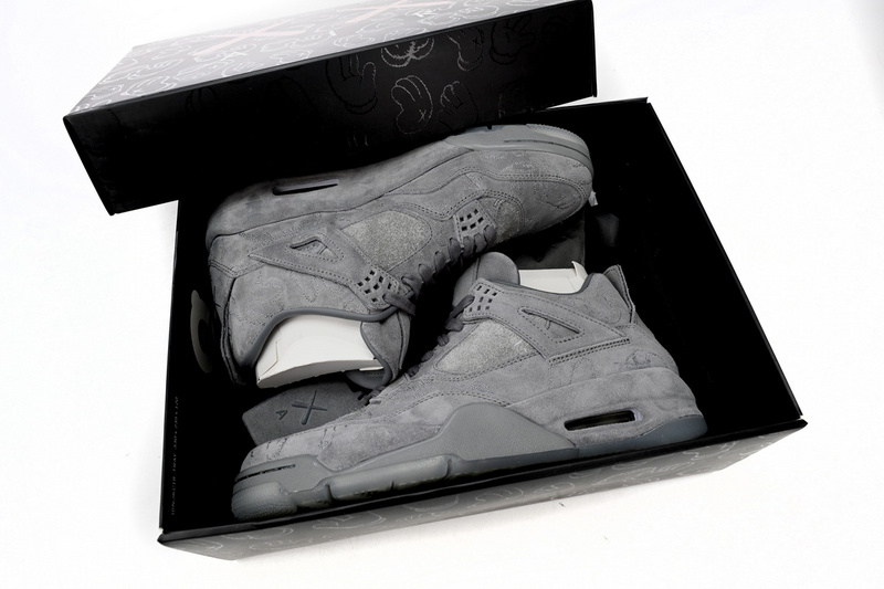 EM Sneakers Air Jordan 4 Retro × KAWS Grey