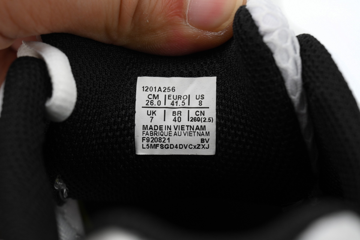 EM Sneakers ASICS Gel 1130 'White Electric Red'