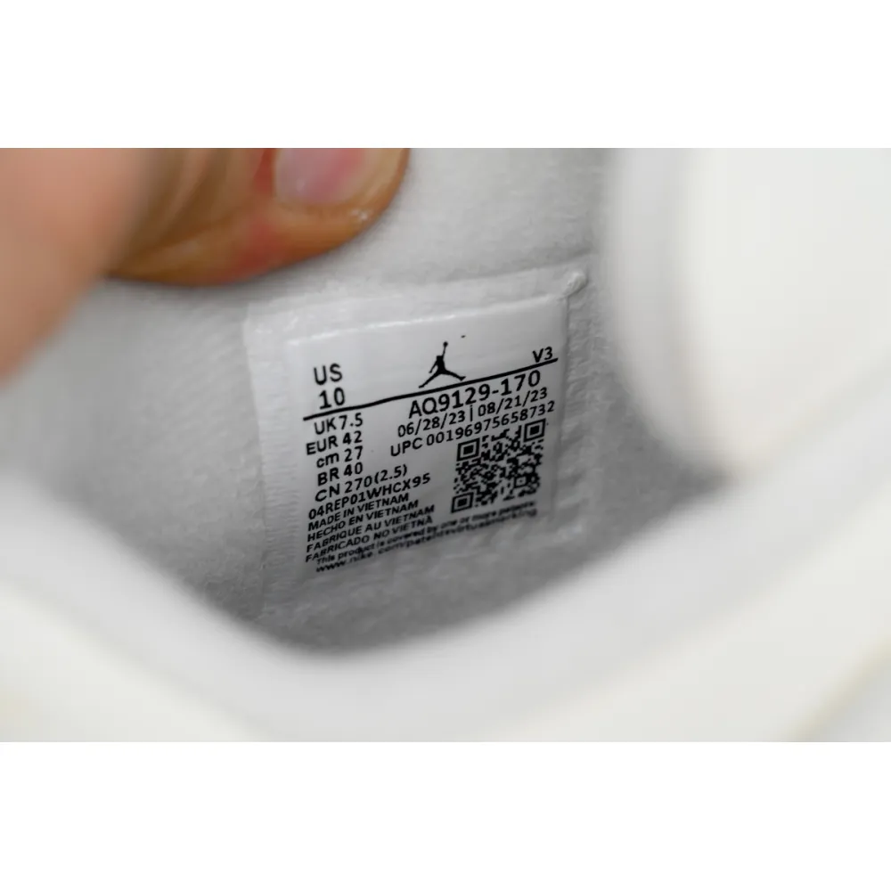 EM Sneakers Jordan 4 Retro WMNS Sail