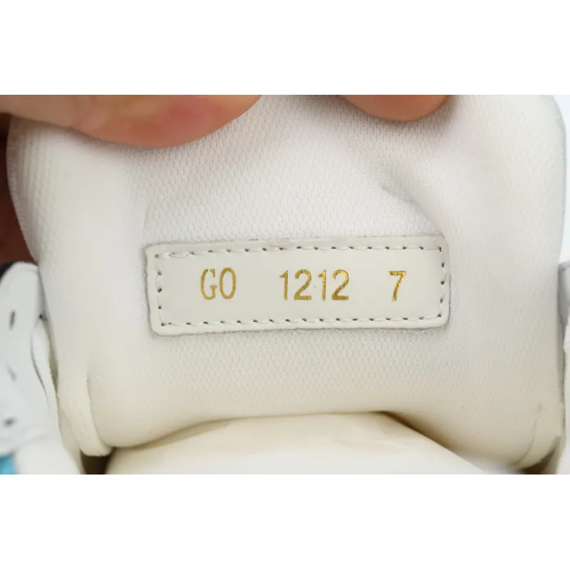 EM Sneakers Louis Vuitton Trainer Blue Purple