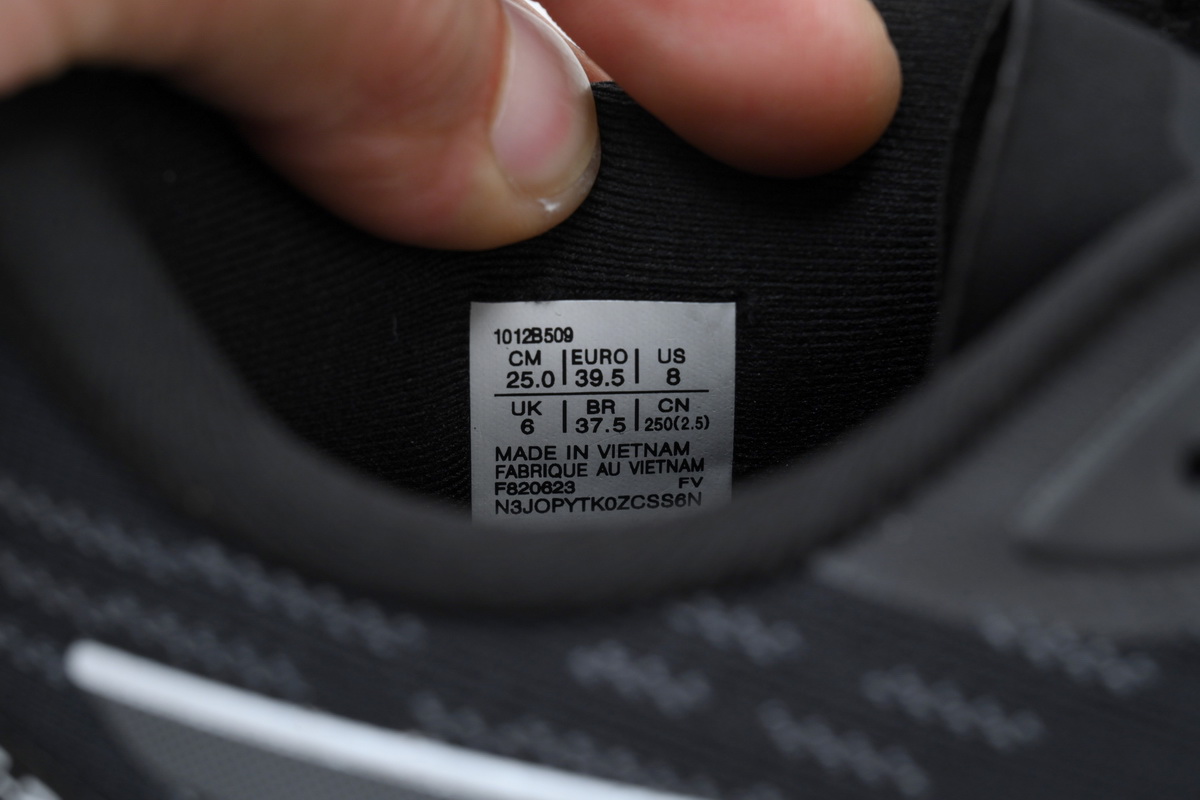 EM Sneakers ASICS GT 2000 12 'Black Carrier Grey'