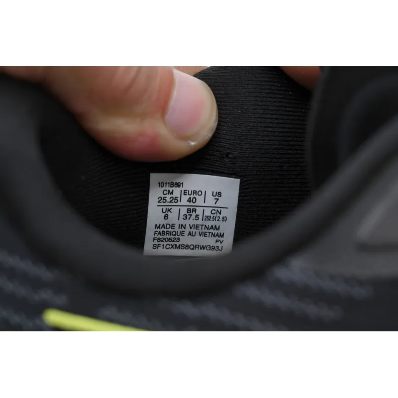 EM Sneakers ASICS GT 2000 12 'Black Glow Yellow'