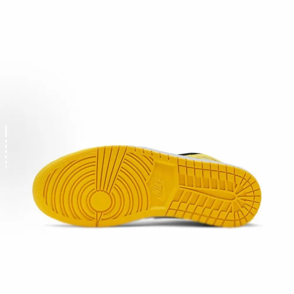 EM Sneakers Jordan 1 Mid Yellow Toe Black