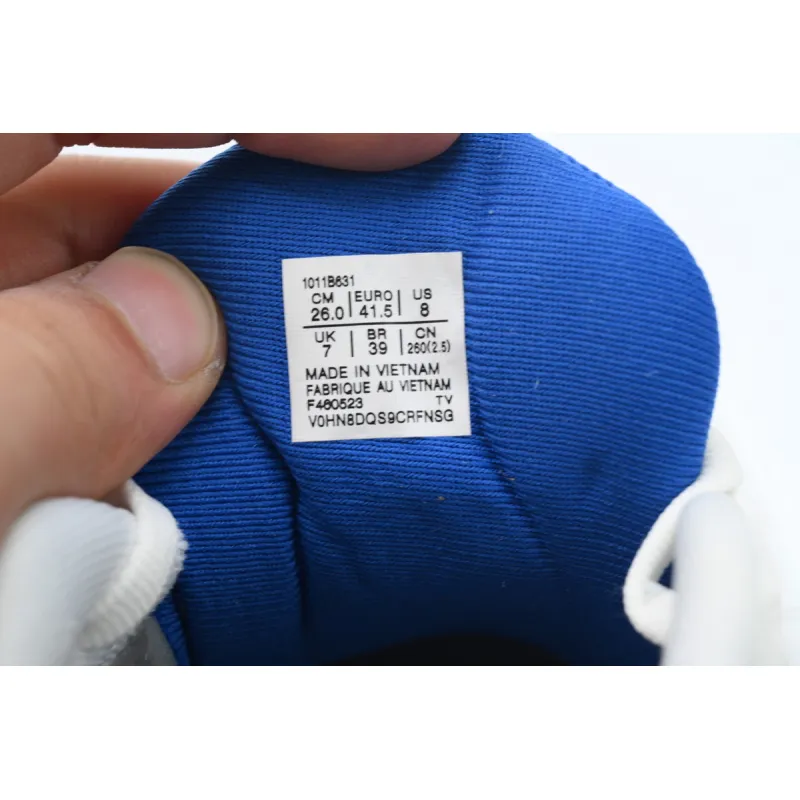 EM Snekaers ASICS GT 1000 12 'White Illusion Blue'