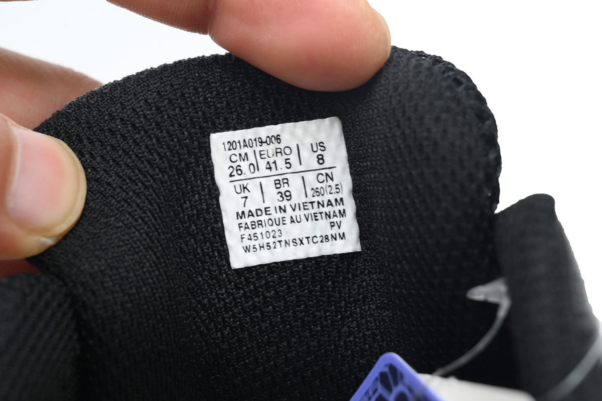 EM Snekars ASICS Gel Kayano 14 'Black Pure Silver'