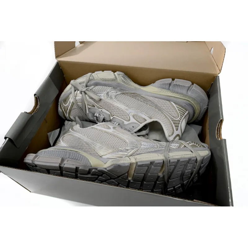 EM Sneakers Balenciaga 3XL Champagne