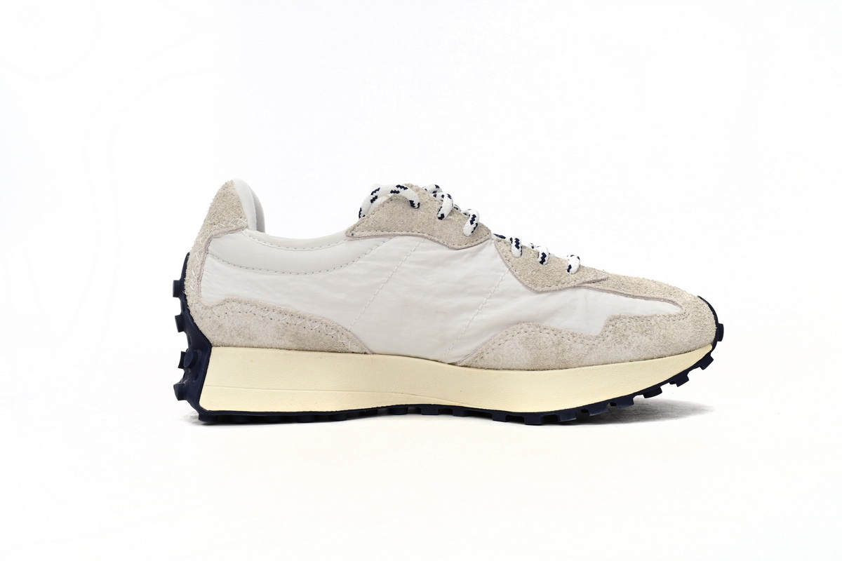 EM Sneakers New Balance 327 Washed Cloth