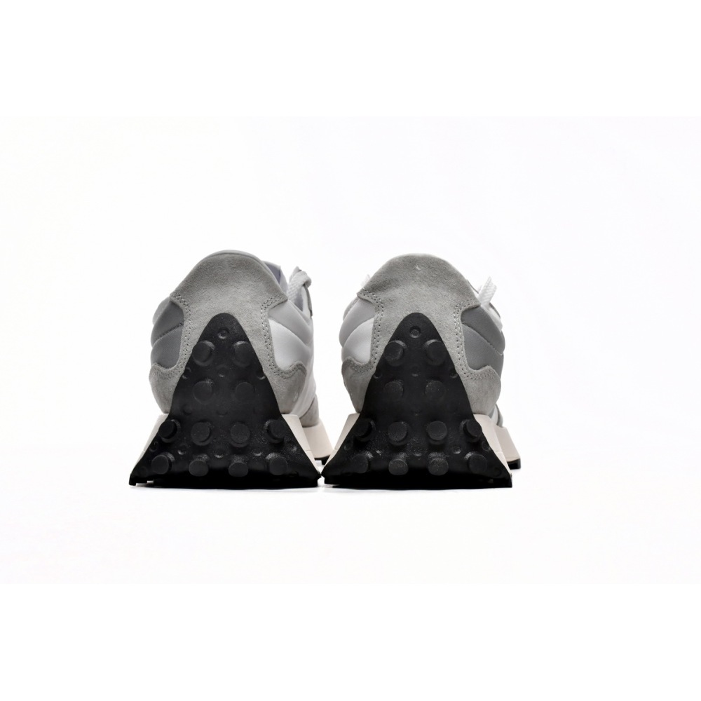 EM Sneakers New Balance 327 White Grey