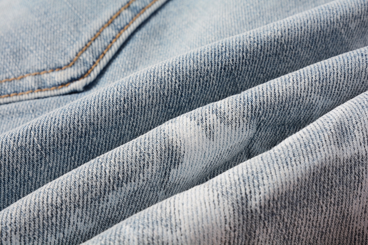 EM Sneakers Purple Brand Denim Shorts 5091