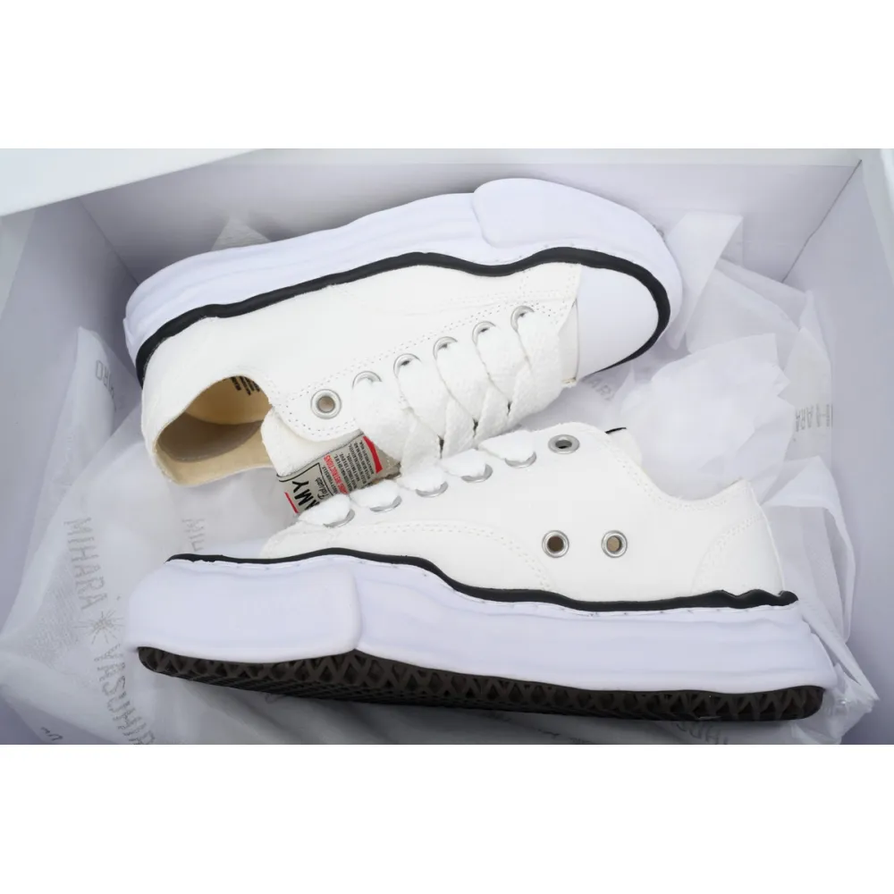 EM Sneakers Mihara Yasuhiro White and Black Lines NO.723