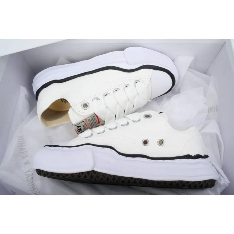 EM Sneakers Mihara Yasuhiro White and Black Lines NO.723