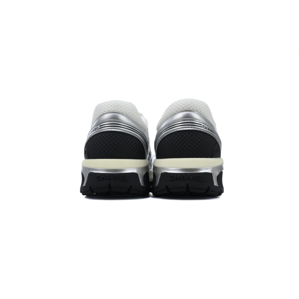 EM Sneakers Chanel Low Top Trainer Silver Black