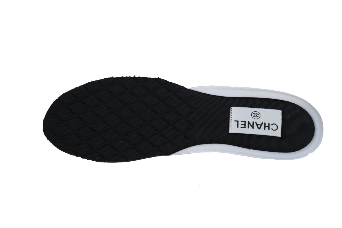 EM Sneakers Chanel Low Top Trainer Khaki