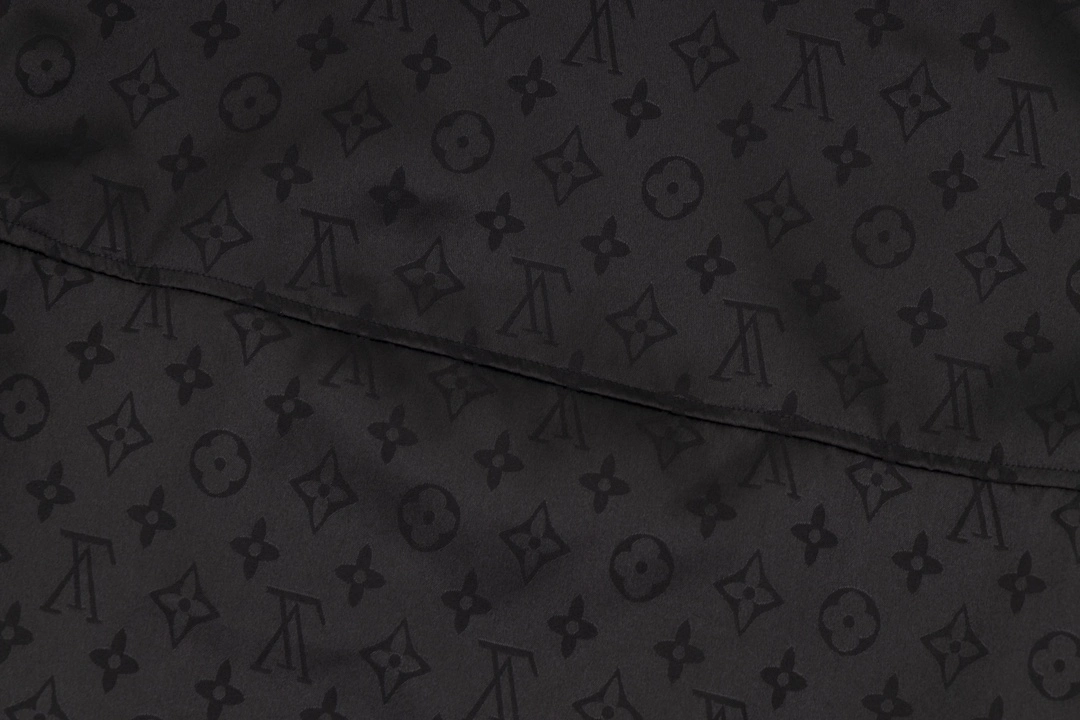 EM Sneakers Louis Vuitton Reversible Monogram Windbreaker Dark Grey