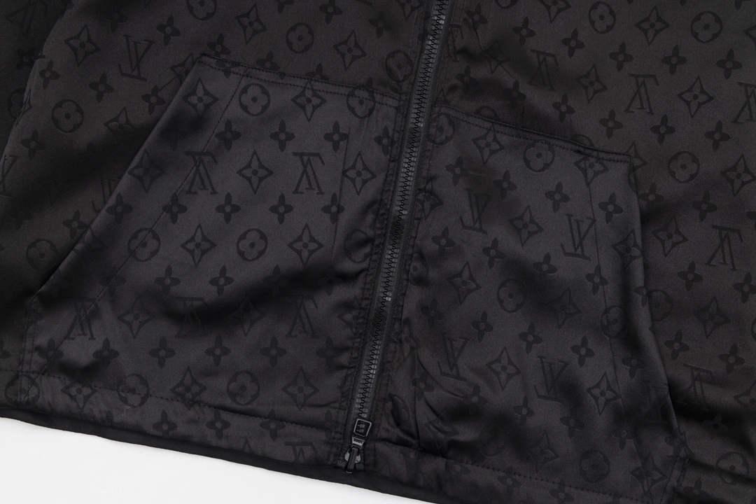 EM Sneakers Louis Vuitton Reversible Monogram Windbreaker Dark Grey