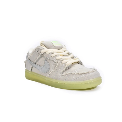 EM Sneakers Nike SB Dunk Low Mummy 02