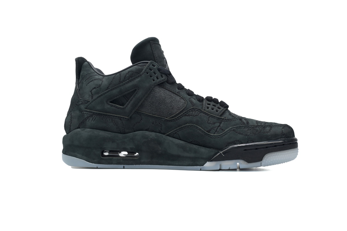EM Sneakers Air Jordan 4 × KAWS Black