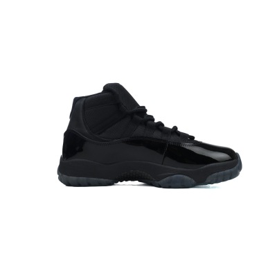 EM Sneakers Air Jordan 11 Retro Cap and Gown 02