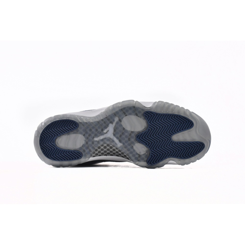 EM Sneakers Air Jordan 11 Retro Low Navy Snakeskin