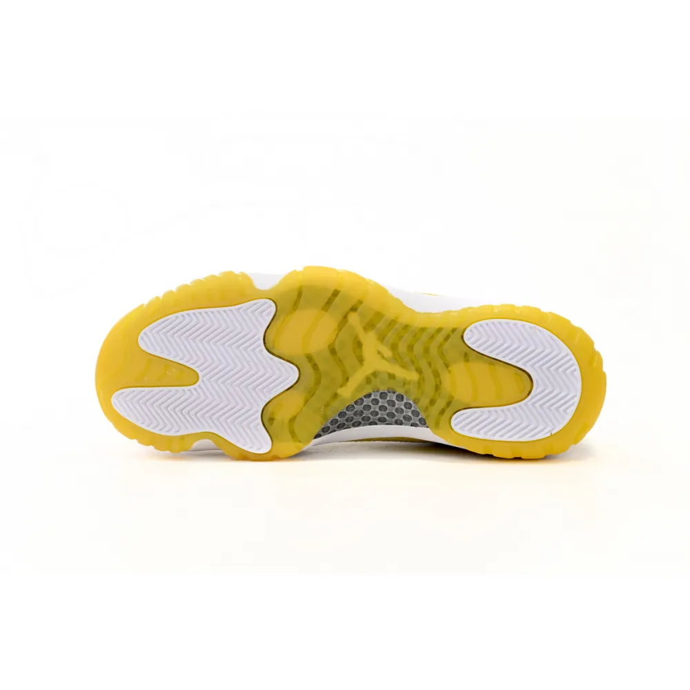 EM Sneakers Air Jordan 11 Retro Low WMNS Yellow Snakeskin
