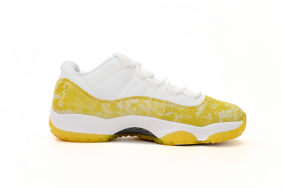 EM Sneakers Air Jordan 11 Retro Low WMNS Yellow Snakeskin