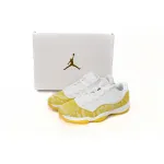 EM Sneakers Air Jordan 11 Retro Low WMNS Yellow Snakeskin