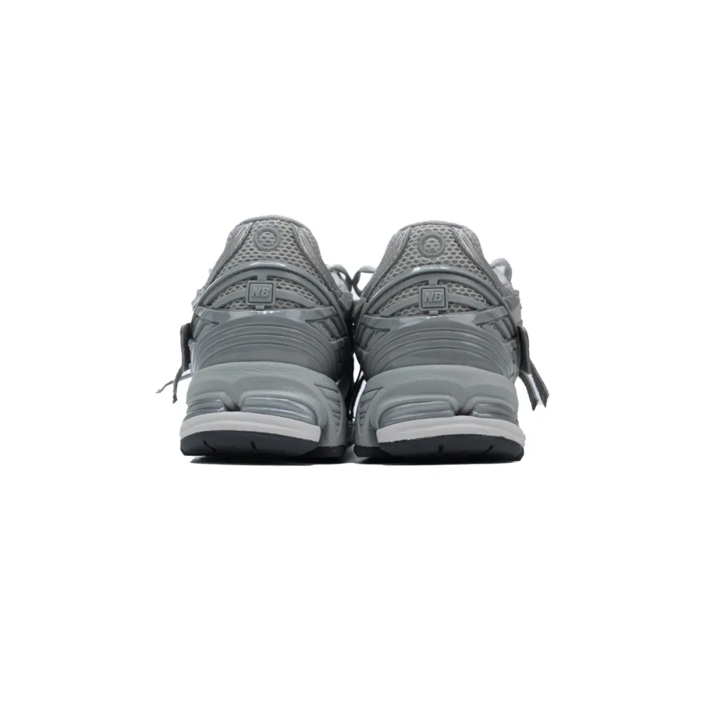 EM Sneakers New Balance 1906A  Concrete Silver Metallic