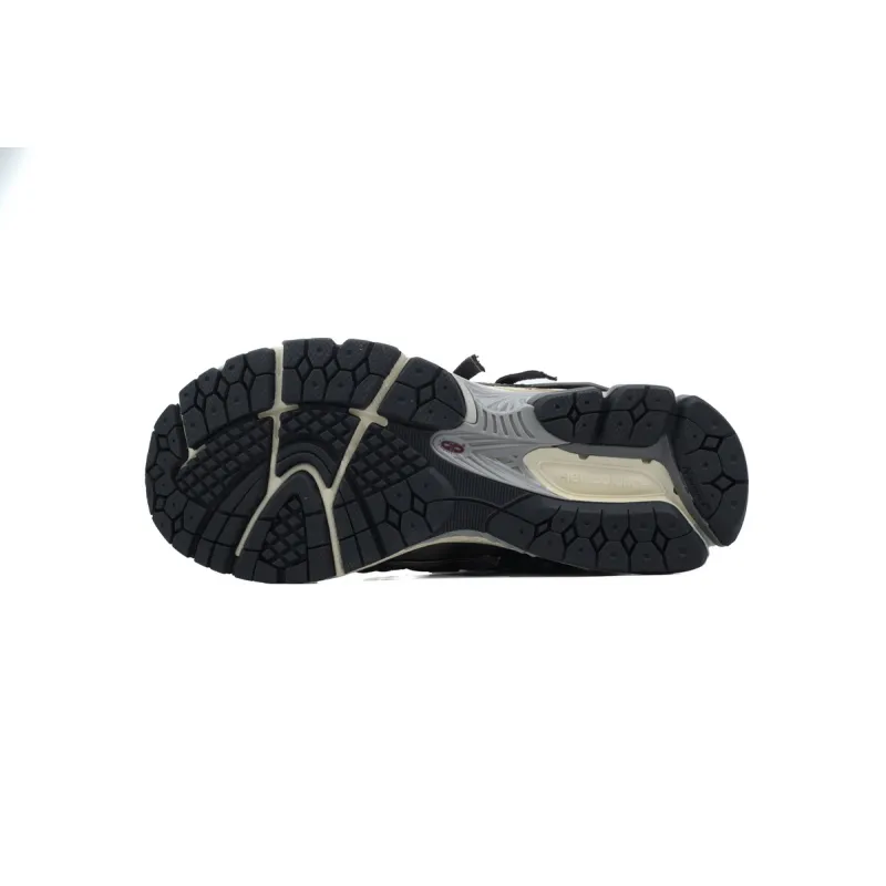 EM Sneakers New Balance 1906A Silver Gold Metallic
