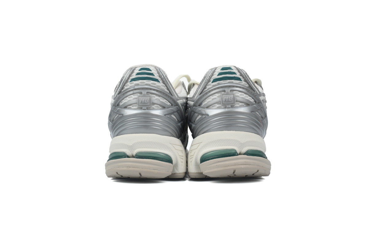 EM Sneakers New Balance 1906R Light Gray Silver