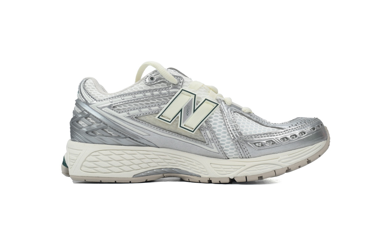 EM Sneakers New Balance 1906R Light Gray Silver