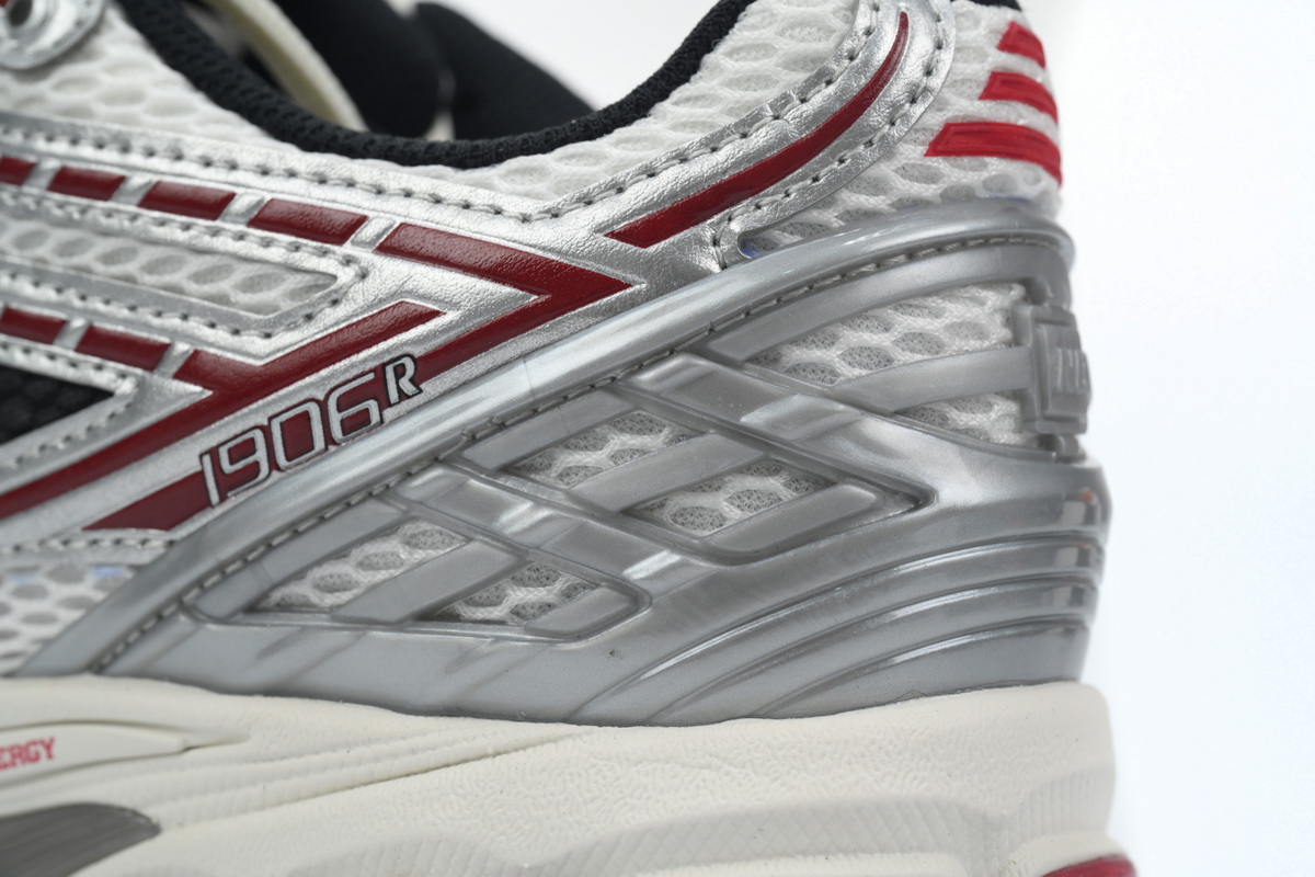 EM Sneakers New Balance 1906R Silver Red