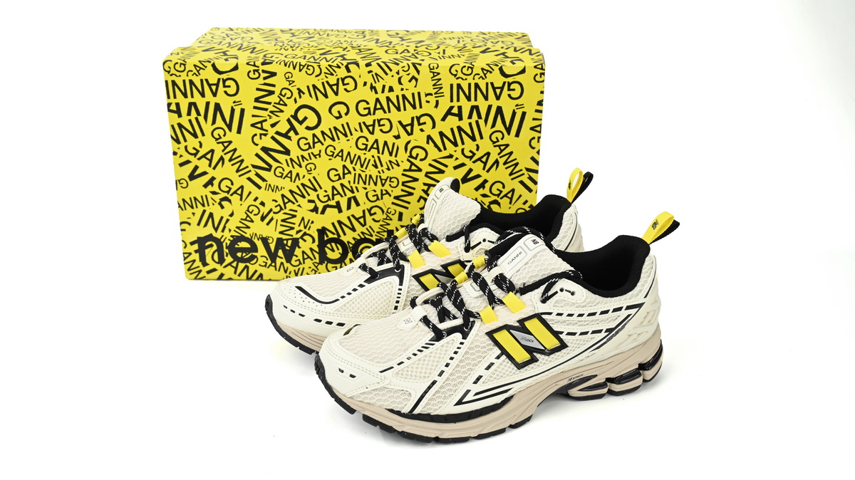 EM Sneakers New Balance 1906R White and Yellow RGG