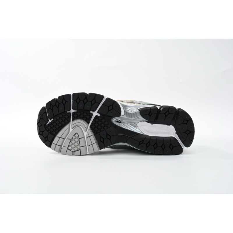 EM Sneakers New Balance 1906R White Green
