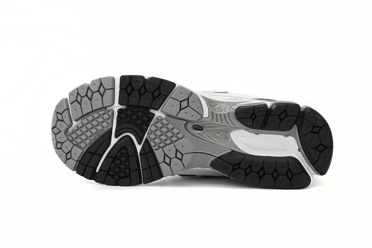 EM Sneakers New Balance 1906R White Pale