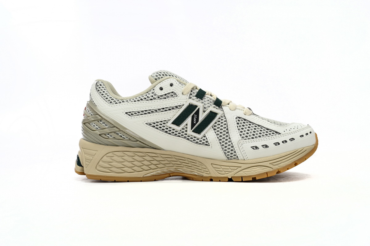 EM Sneakers New Balance 1906R White and Green